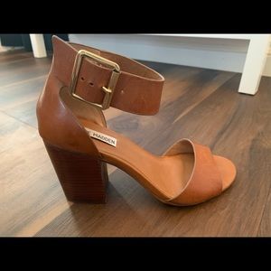 Steve Madden leather block heels cognac